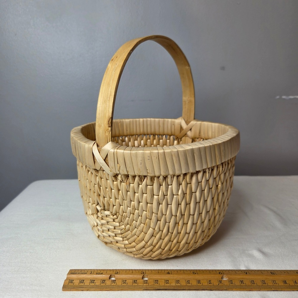 Natural Woven Reed Round Basket‎ w/ Handle Rustic Farmhouse Boho Decor 8x10